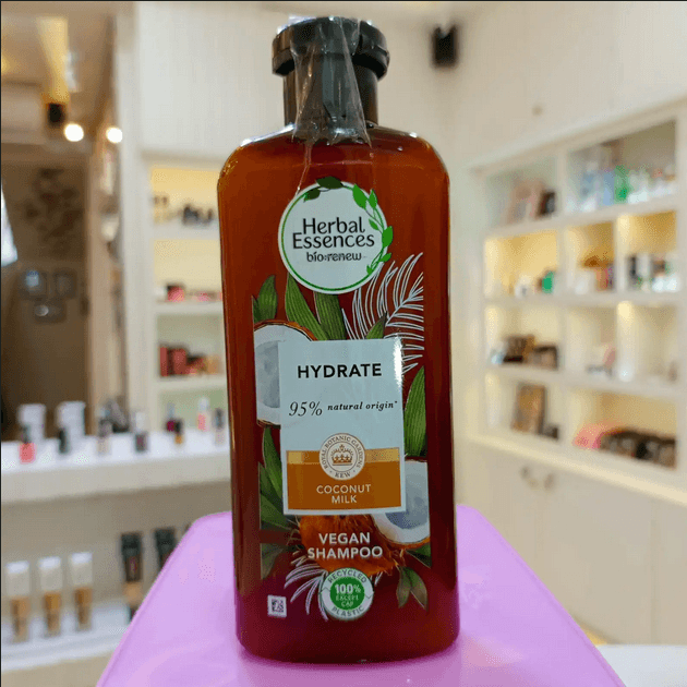Herbal Essences Bio:Renew Hydrate Shampoo with Coconut Milk (0% Parabens & Colourants)-600ml